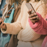 La erosión del cerebro apela al rescate del sentido de comunidad